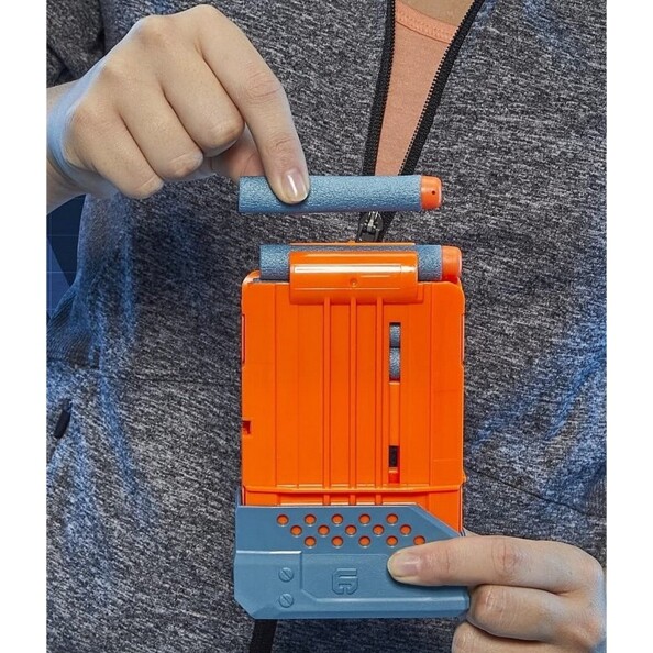 Nerf Elite 2.0 CS-16 Motorisierter Blaster mit 12 Darts