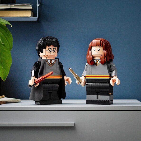 Riesige Lego zum Bauen Harry Potter und Hermine 76393