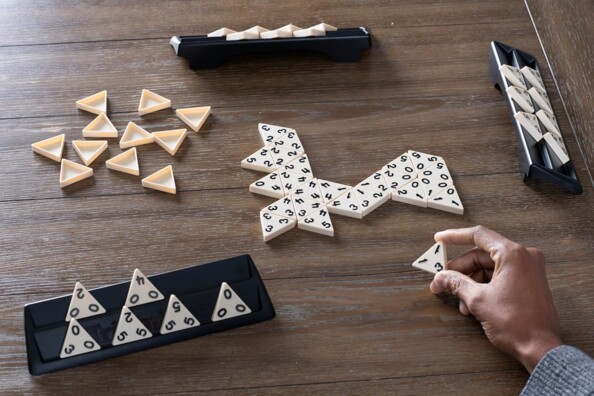 Spiel „Triominos Classic“: die dreieckigen Spielsteine